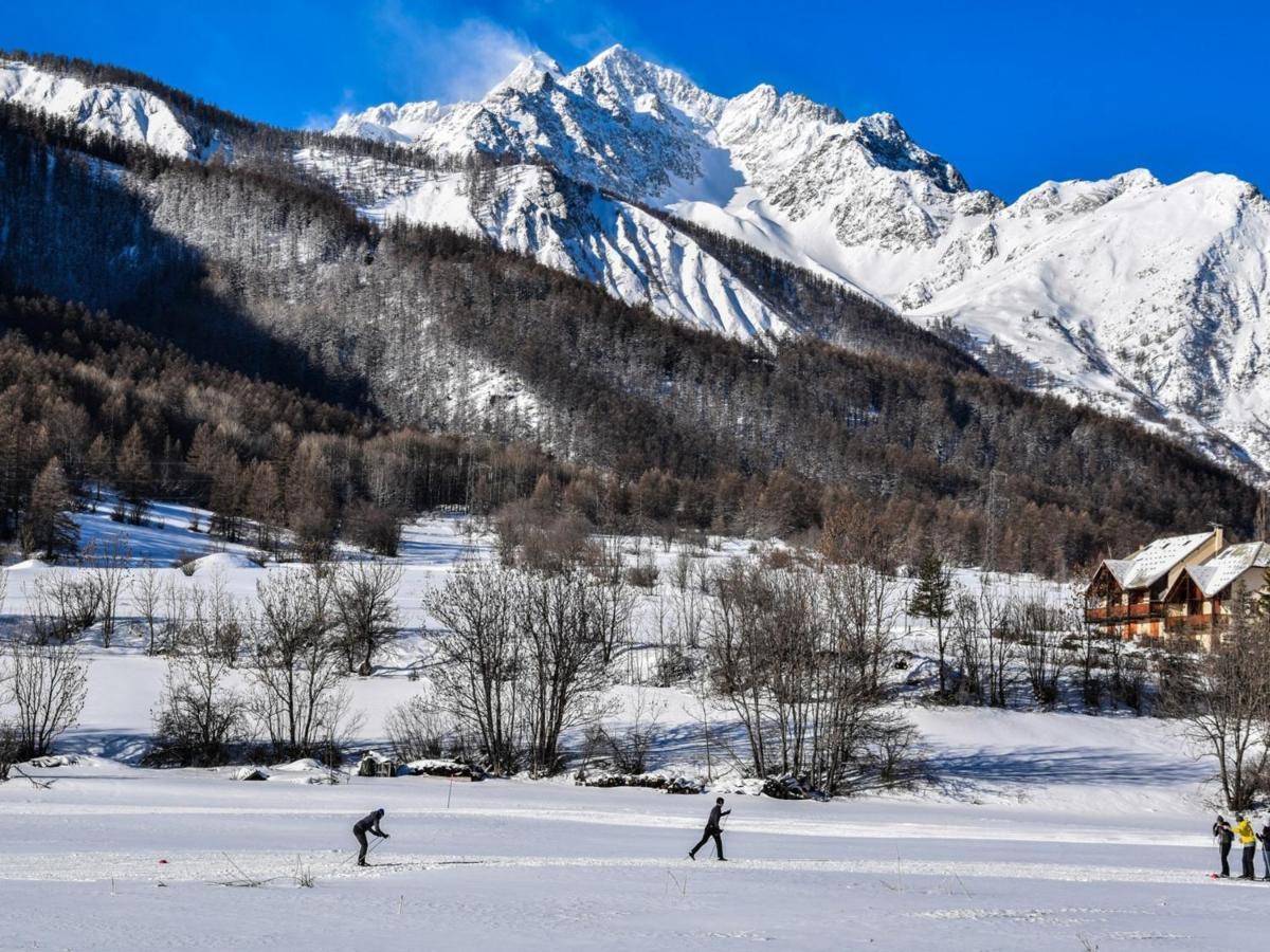 Appartement 2 Pieces Avec Parking A 150M Des Telecabines - Fr-1-330F-31 Serre Chevalier Exteriér fotografie